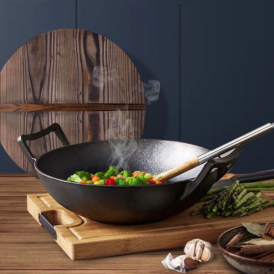 The Grand Scale of Flavor: Unleashing the Power of the Giant Wok Pan