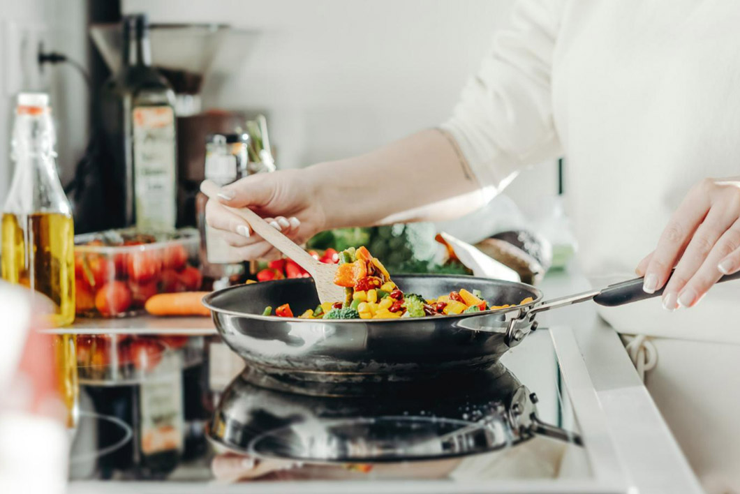 The Ultimate Guide to the Grill Wok Pan: Elevate Your Outdoor Cooking